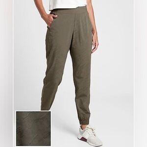 Athleta Brooklyn Textured Jogger in Mountain Olive